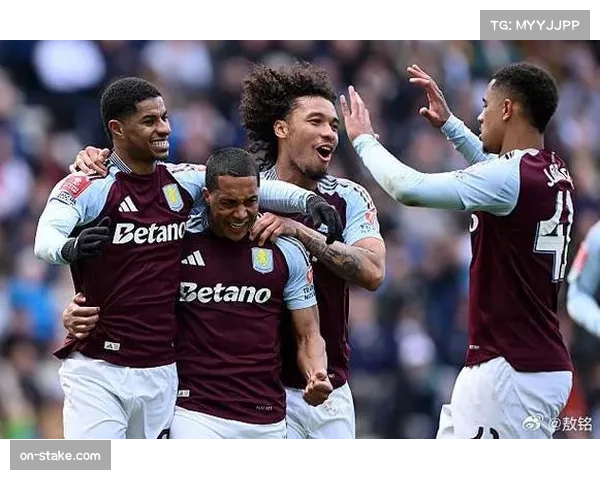 经纪人表态：阿斯顿维拉中场路易斯吸引了巴黎圣日耳曼的关注